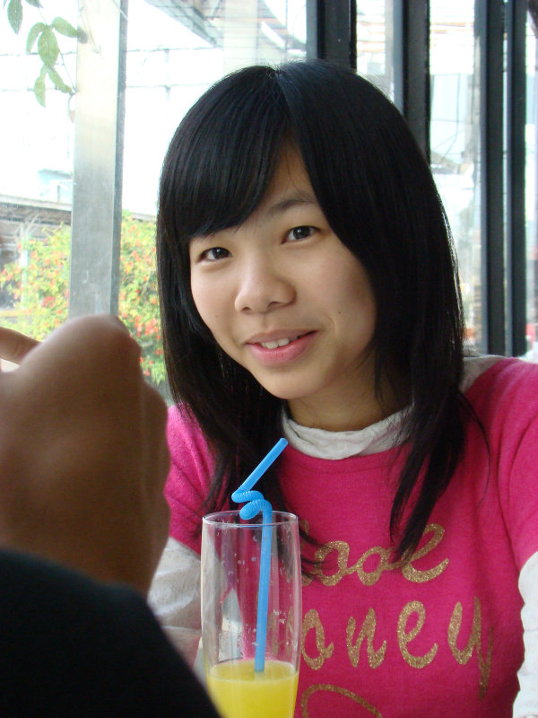 台中20號倉庫藝術特區藝術村2006-2009年橘園經營時期咖啡館藝廊聊天表情系列攝影邀請20090208攝影照片58