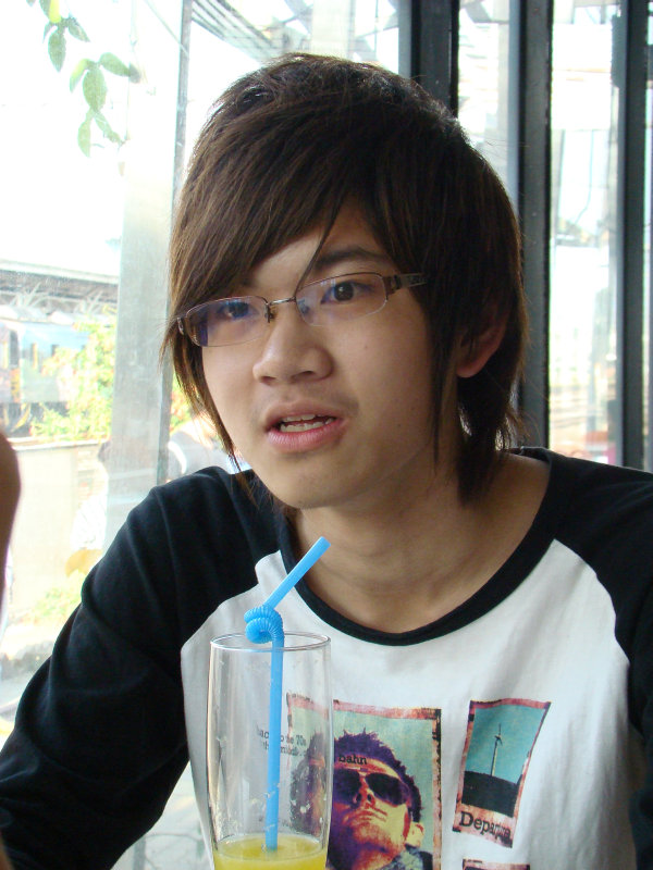 台中20號倉庫藝術特區藝術村2006-2009年橘園經營時期咖啡館藝廊聊天表情系列攝影邀請20090208攝影照片90