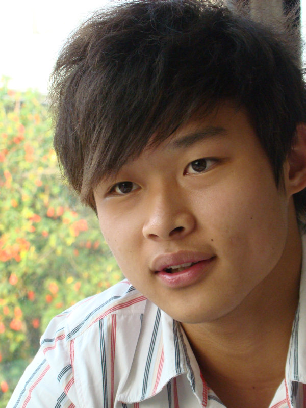 台中20號倉庫藝術特區藝術村2006-2009年橘園經營時期咖啡館藝廊聊天表情系列攝影邀請20090215攝影照片242