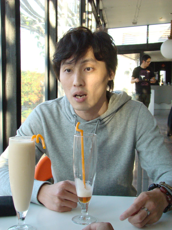 台中20號倉庫藝術特區藝術村2006-2009年橘園經營時期咖啡館藝廊聊天表情系列攝影邀請20090301普碰攝影照片9