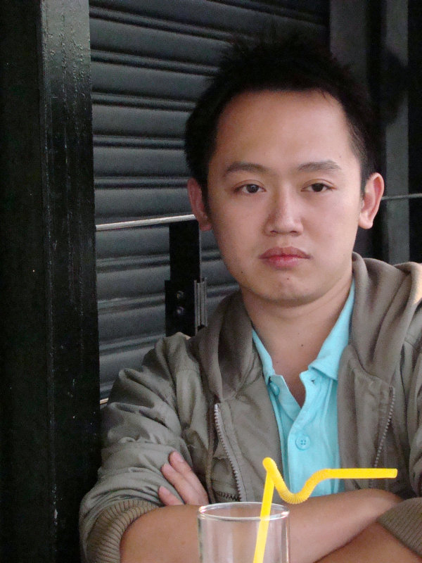 台中20號倉庫藝術特區藝術村2006-2009年橘園經營時期咖啡館藝廊聊天表情系列攝影邀請20090412攝影照片215