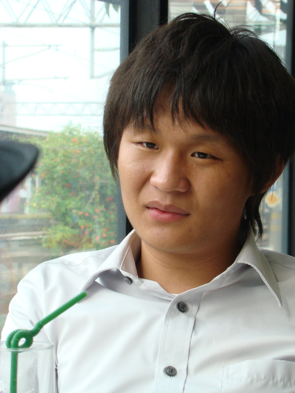 台中20號倉庫藝術特區藝術村2006-2009年橘園經營時期咖啡館藝廊聊天表情系列攝影邀請20090501攝影照片78