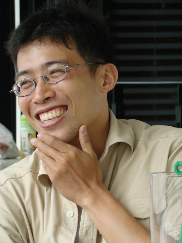 台中20號倉庫藝術特區藝術村2006-2009年橘園經營時期咖啡館藝廊聊天表情系列攝影邀請20090614攝影照片80