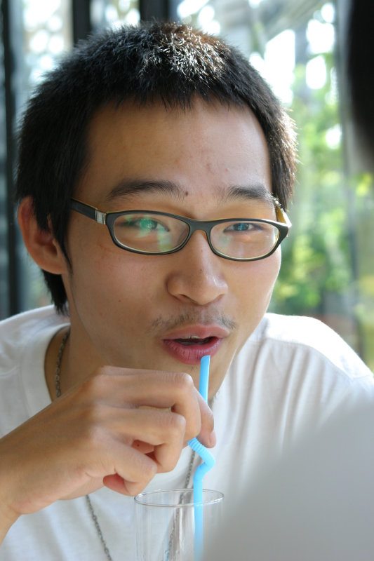 台中20號倉庫藝術特區藝術村2006-2009年橘園經營時期咖啡館藝廊聊天表情系列攝影邀請Jackmaday-20070721攝影照片3