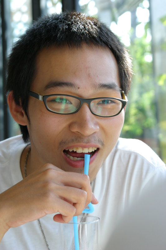 台中20號倉庫藝術特區藝術村2006-2009年橘園經營時期咖啡館藝廊聊天表情系列攝影邀請Jackmaday-20070721攝影照片4