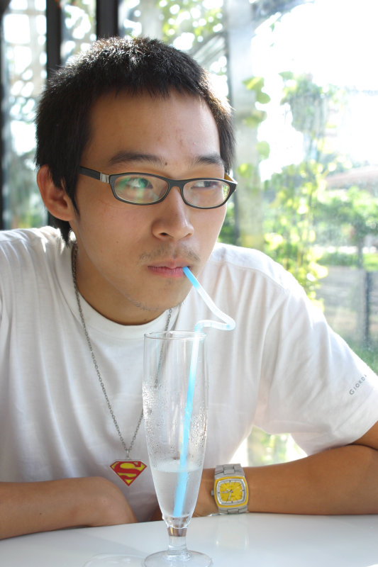 台中20號倉庫藝術特區藝術村2006-2009年橘園經營時期咖啡館藝廊聊天表情系列攝影邀請Jackmaday-20070721攝影照片16