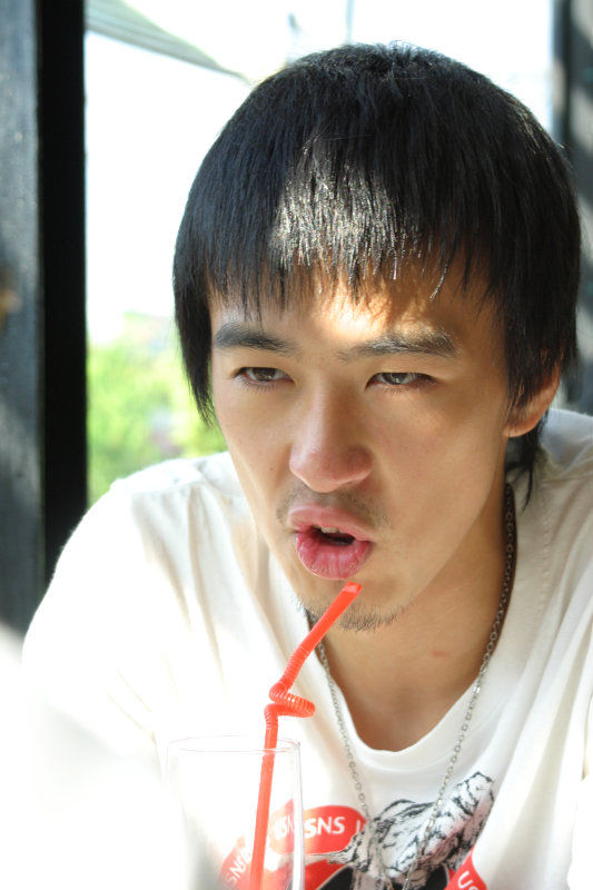 台中20號倉庫藝術特區藝術村2006-2009年橘園經營時期咖啡館藝廊聊天表情系列攝影邀請Jackmaday-20070721攝影照片24