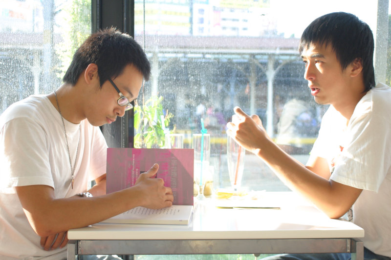 台中20號倉庫藝術特區藝術村2006-2009年橘園經營時期咖啡館藝廊聊天表情系列攝影邀請Jackmaday-20070721攝影照片97