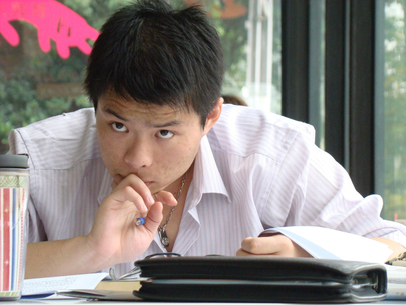 台中20號倉庫藝術特區藝術村2006-2009年橘園經營時期咖啡館藝廊聊天表情系列攝影邀請專注20081228攝影照片11