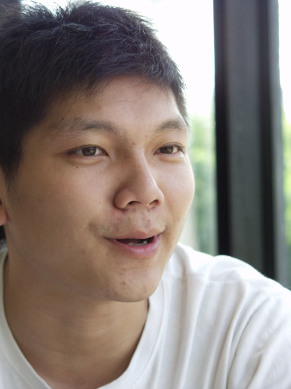 台中20號倉庫藝術特區藝術村2006-2009年橘園經營時期咖啡館藝廊聊天表情系列攝影邀請聊天表情20060924攝影照片42