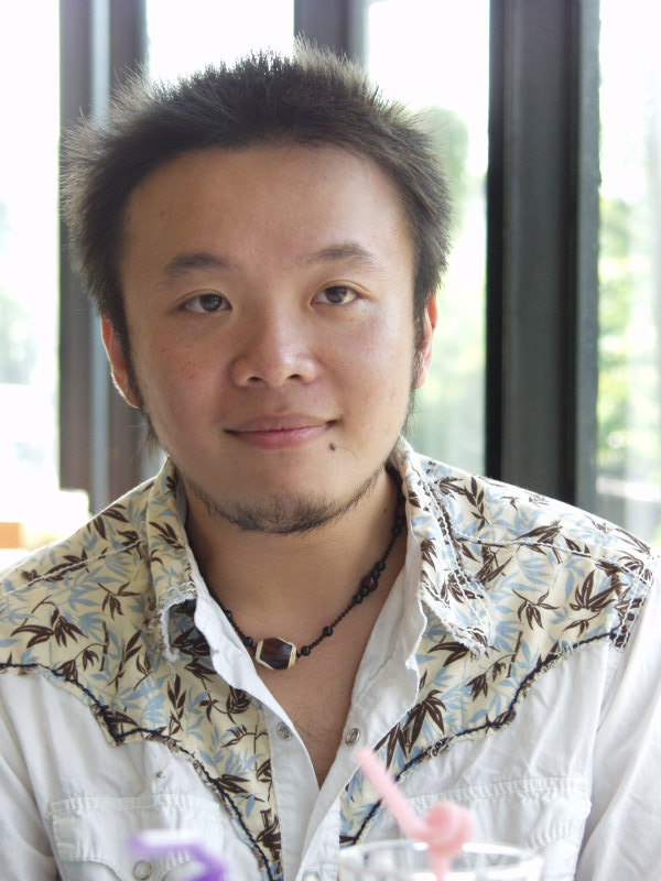 台中20號倉庫藝術特區藝術村2006-2009年橘園經營時期咖啡館藝廊聊天表情系列攝影邀請聊天表情20061007攝影照片70