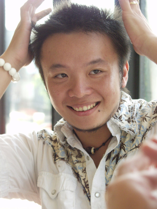 台中20號倉庫藝術特區藝術村2006-2009年橘園經營時期咖啡館藝廊聊天表情系列攝影邀請聊天表情20061007攝影照片130