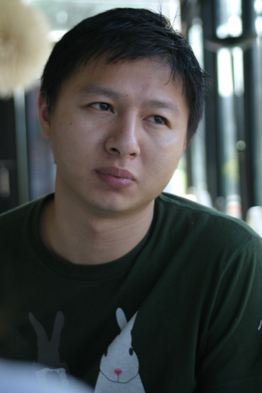 台中20號倉庫藝術特區藝術村2006-2009年橘園經營時期咖啡館藝廊聊天表情系列攝影邀請聊天表情20061209攝影照片13