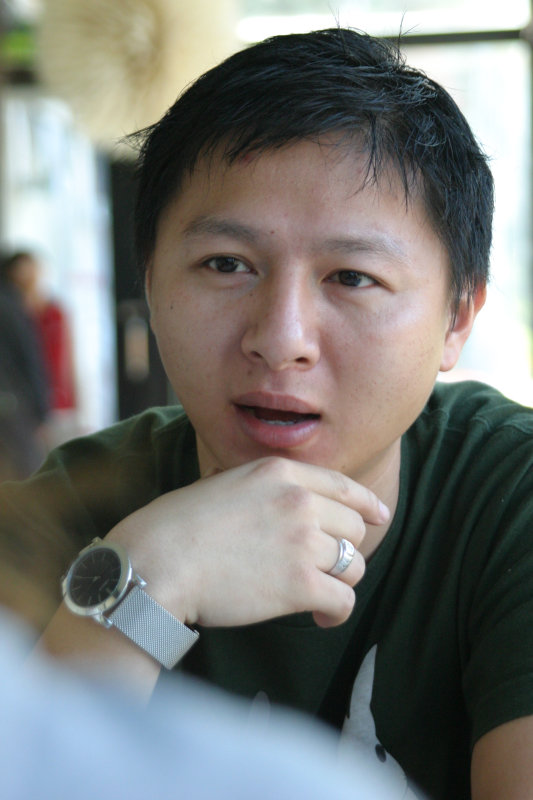 台中20號倉庫藝術特區藝術村2006-2009年橘園經營時期咖啡館藝廊聊天表情系列攝影邀請聊天表情20061209攝影照片37