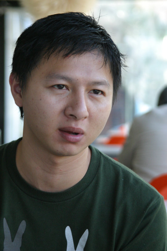 台中20號倉庫藝術特區藝術村2006-2009年橘園經營時期咖啡館藝廊聊天表情系列攝影邀請聊天表情20061209攝影照片156