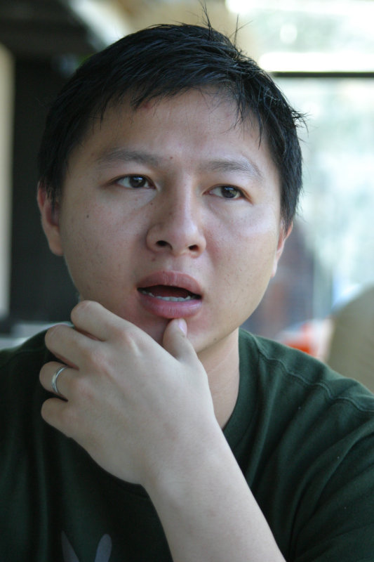 台中20號倉庫藝術特區藝術村2006-2009年橘園經營時期咖啡館藝廊聊天表情系列攝影邀請聊天表情20061209攝影照片172