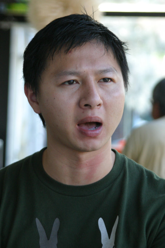 台中20號倉庫藝術特區藝術村2006-2009年橘園經營時期咖啡館藝廊聊天表情系列攝影邀請聊天表情20061209攝影照片202