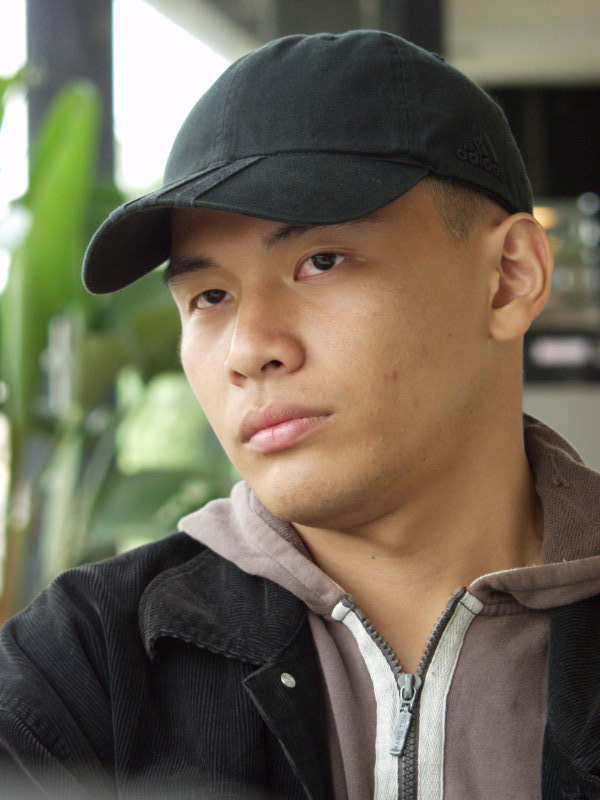 台中20號倉庫藝術特區藝術村2006-2009年橘園經營時期咖啡館藝廊聊天表情系列攝影邀請聊天表情20061210攝影照片38