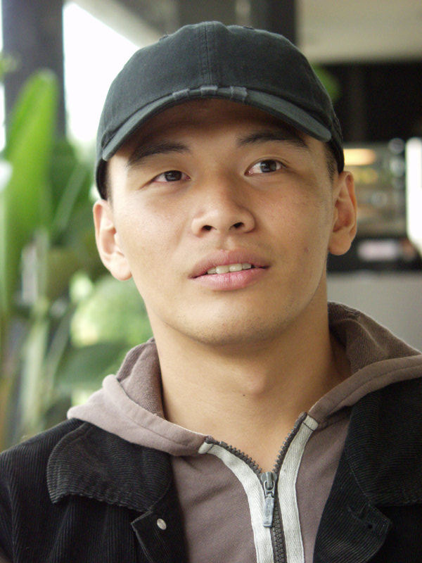 台中20號倉庫藝術特區藝術村2006-2009年橘園經營時期咖啡館藝廊聊天表情系列攝影邀請聊天表情20061210攝影照片78