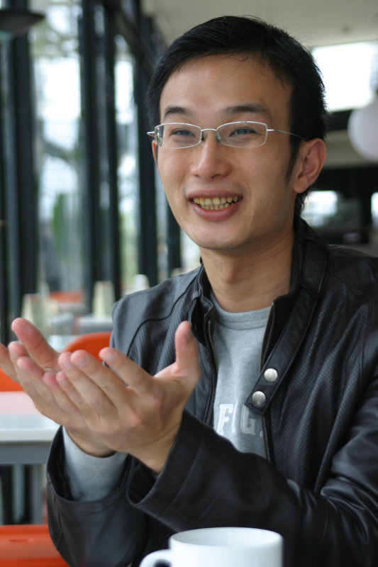 台中20號倉庫藝術特區藝術村2006-2009年橘園經營時期咖啡館藝廊聊天表情系列攝影邀請聊天表情20070311攝影照片114