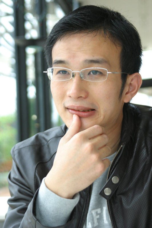 台中20號倉庫藝術特區藝術村2006-2009年橘園經營時期咖啡館藝廊聊天表情系列攝影邀請聊天表情20070311攝影照片119