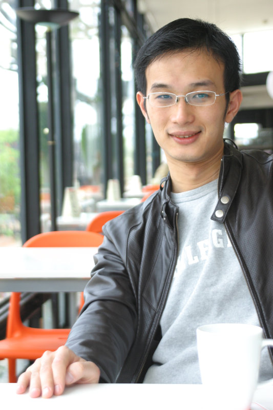 台中20號倉庫藝術特區藝術村2006-2009年橘園經營時期咖啡館藝廊聊天表情系列攝影邀請聊天表情20070311攝影照片134