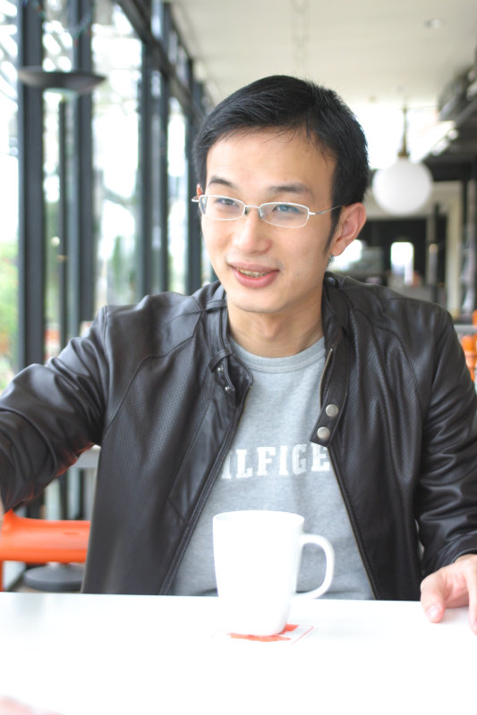 台中20號倉庫藝術特區藝術村2006-2009年橘園經營時期咖啡館藝廊聊天表情系列攝影邀請聊天表情20070311攝影照片148