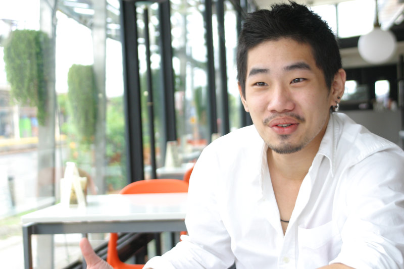 台中20號倉庫藝術特區藝術村2006-2009年橘園經營時期咖啡館藝廊聊天表情系列攝影邀請聊天表情20070311攝影照片161