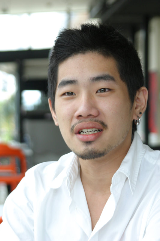 台中20號倉庫藝術特區藝術村2006-2009年橘園經營時期咖啡館藝廊聊天表情系列攝影邀請聊天表情20070311攝影照片216