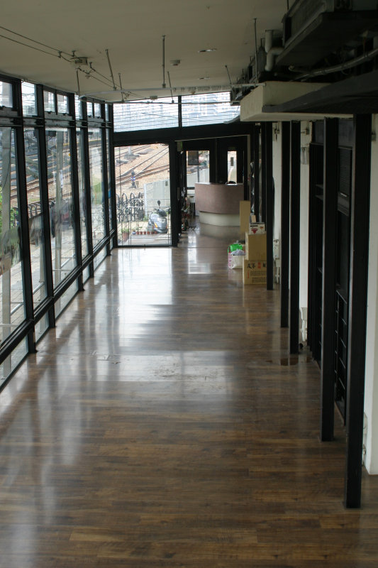 台中20號倉庫藝術特區藝術村2006年5月至8月文建會接管時期咖啡館室內佈置前攝影照片3