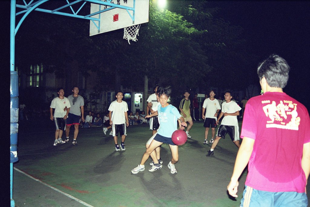 底片影像台中教育大學夜間籃球攝影照片1