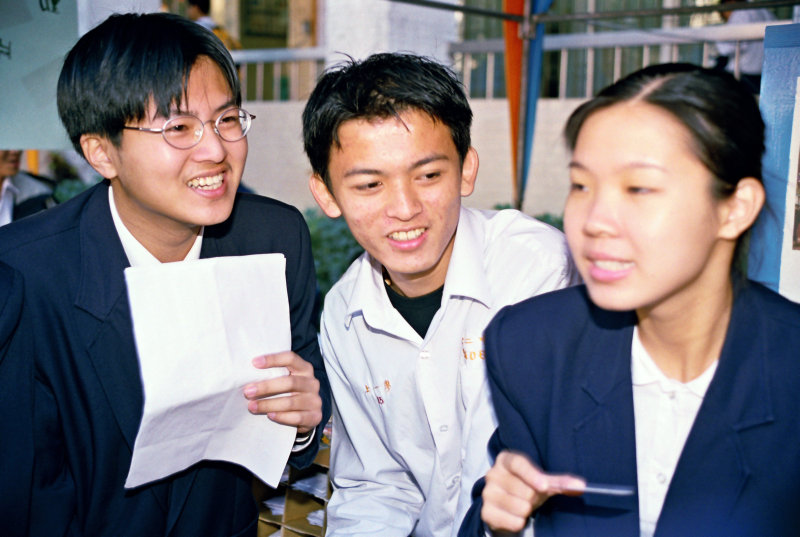 校園博覽會台中二中校慶(1999)政治研究社攝影照片4