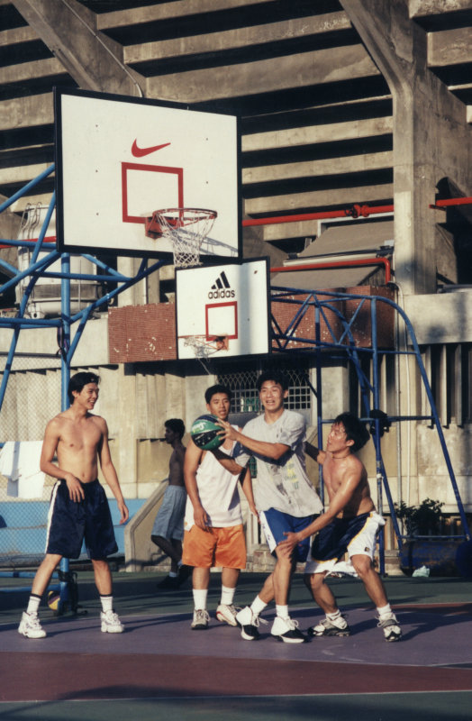 台灣體育運動大學運動攝影夏天的籃球場(台中體育場)夏天籃球場系列-2攝影照片4