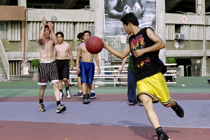 台灣體育運動大學運動攝影夏天的籃球場(台中體育場)夏天籃球場系列-3攝影照片2