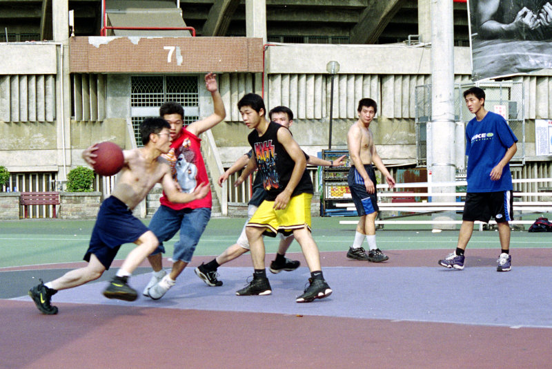台灣體育運動大學運動攝影夏天的籃球場(台中體育場)夏天籃球場系列-3攝影照片7