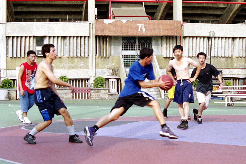 台灣體育運動大學運動攝影夏天的籃球場(台中體育場)夏天籃球場系列-3攝影照片13