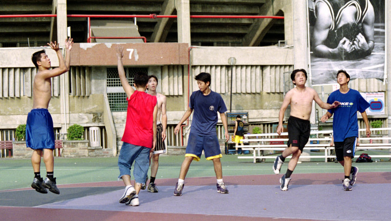 台灣體育運動大學運動攝影夏天的籃球場(台中體育場)夏天籃球場系列-3攝影照片16