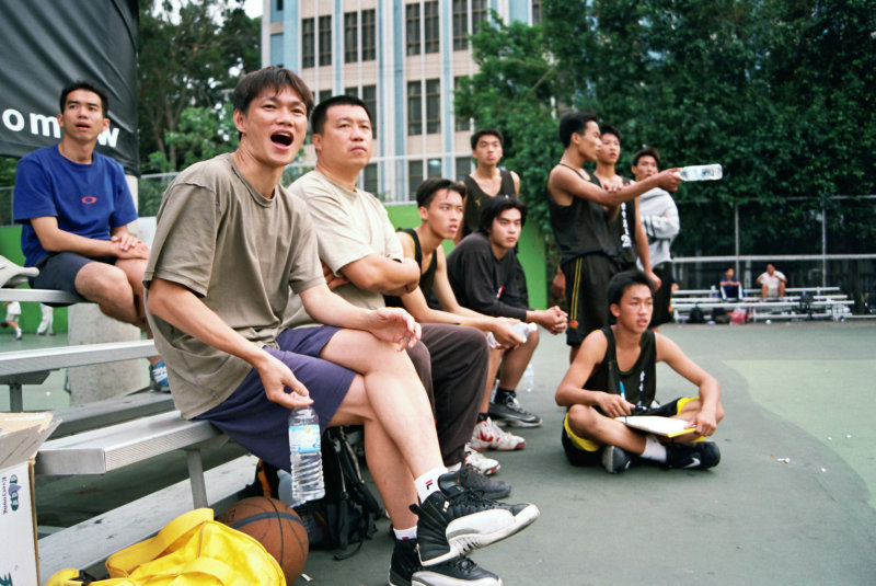台灣體育運動大學運動攝影夏天的籃球場(台中體育場)激鬥籃球系列5(假日籃球賽)攝影照片10