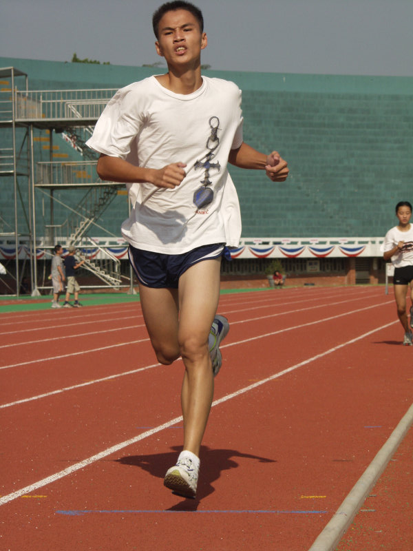 台灣體育運動大學運動攝影大豐裝訂田徑隊訓練20030601攝影照片39