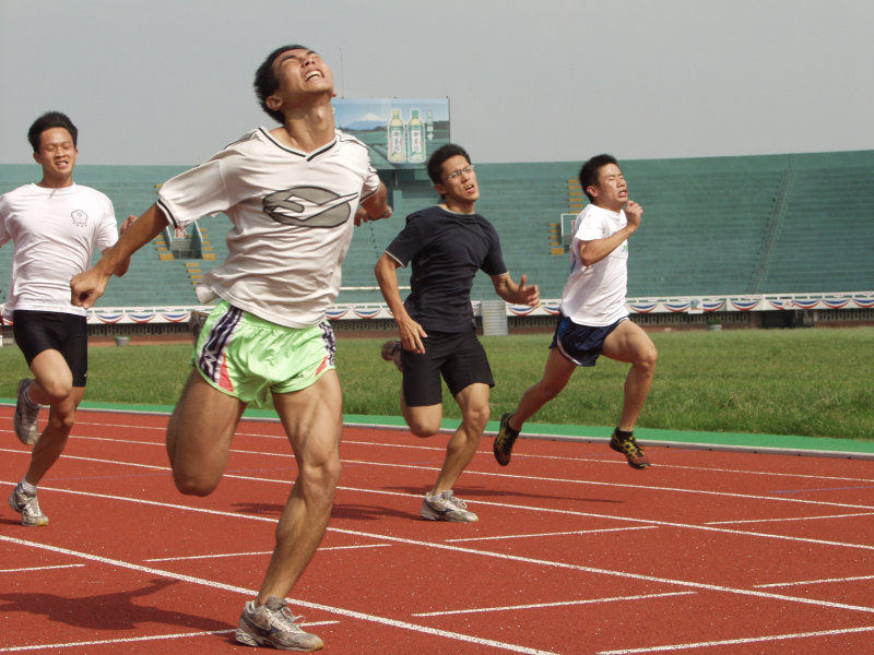 台灣體育運動大學運動攝影大豐裝訂田徑隊訓練20030615攝影照片15
