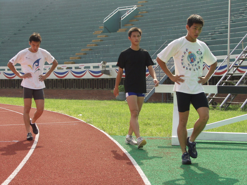 台灣體育運動大學運動攝影大豐裝訂田徑隊訓練20030615攝影照片17