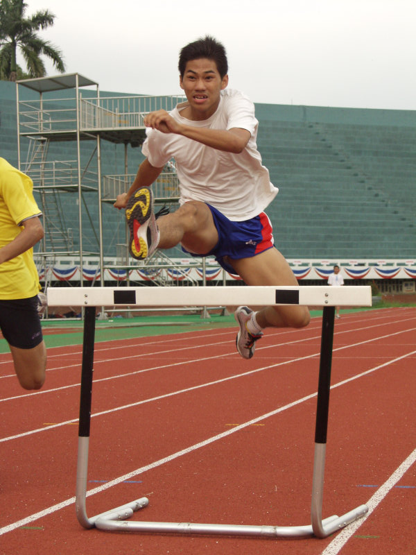 台灣體育運動大學運動攝影大豐裝訂田徑隊訓練20030622攝影照片3
