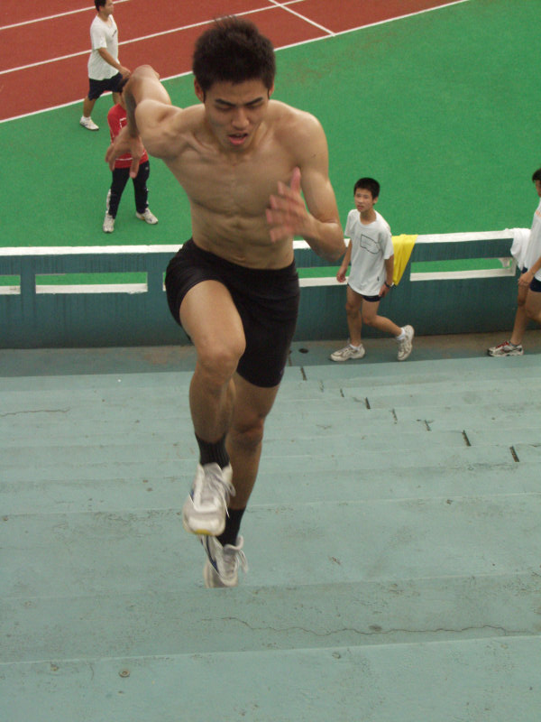 台灣體育運動大學運動攝影大豐裝訂田徑隊訓練20030622攝影照片15