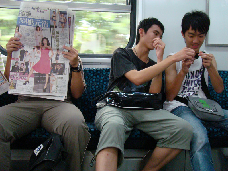 台灣鐵路旅遊攝影700型阿福電車旅客攝影照片89