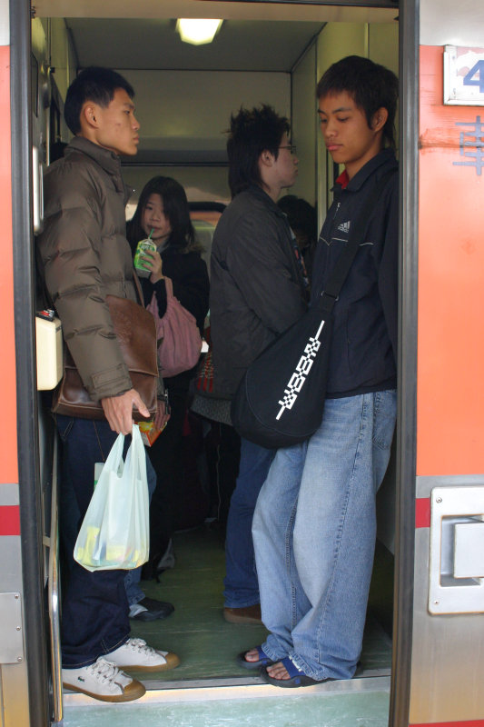 台灣鐵路旅遊攝影PP自強號攝影照片149
