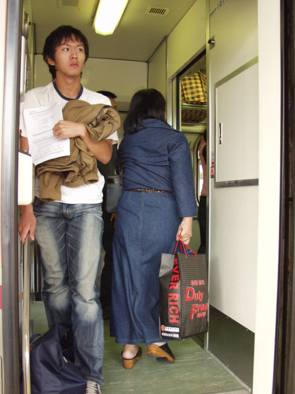 台灣鐵路旅遊攝影PP自強號攝影照片236