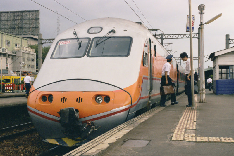 台灣鐵路旅遊攝影PP自強號攝影照片288