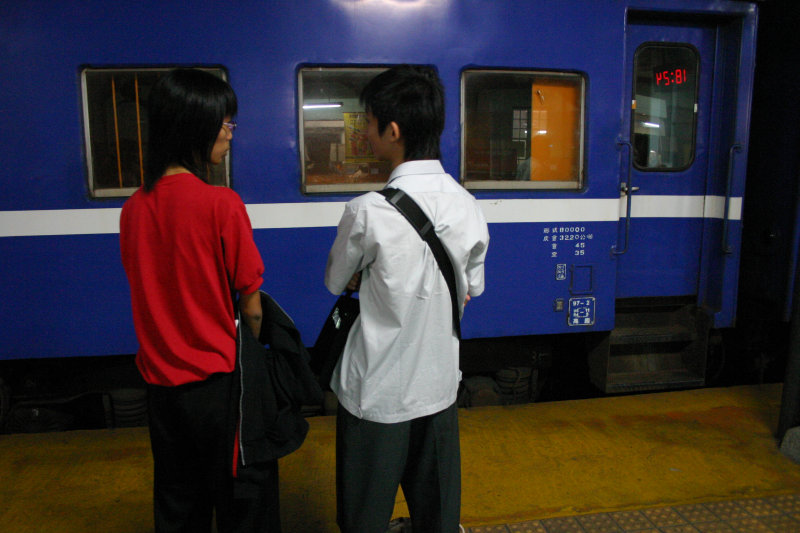 台灣鐵路旅遊攝影台中火車站2006中秋節前夕攝影照片7