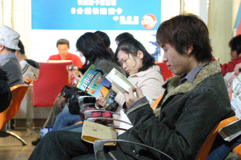 台灣鐵路旅遊攝影台中火車站前站攝影照片13