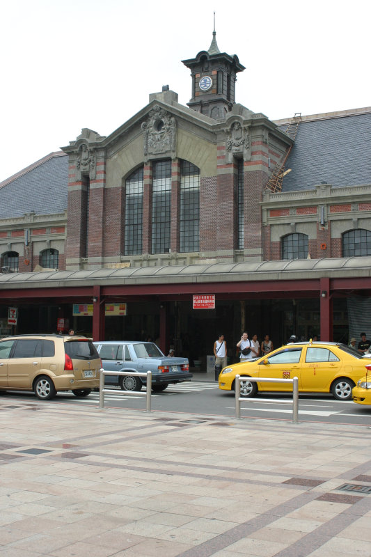 台灣鐵路旅遊攝影台中火車站前站攝影照片16